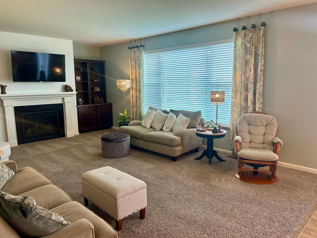 5076 151st Street W, Apple Valley, MN 55124