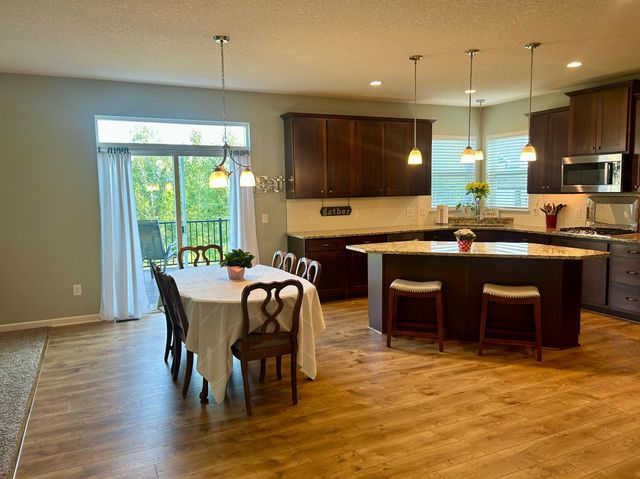 5076 151st Street W, Apple Valley, MN 55124