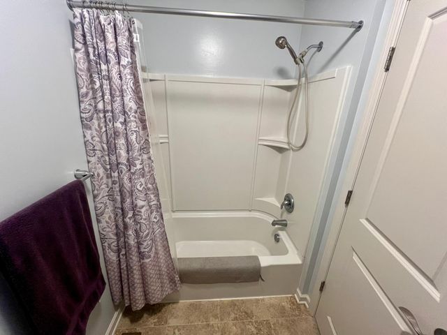 5076 151st Street W, Apple Valley, MN 55124