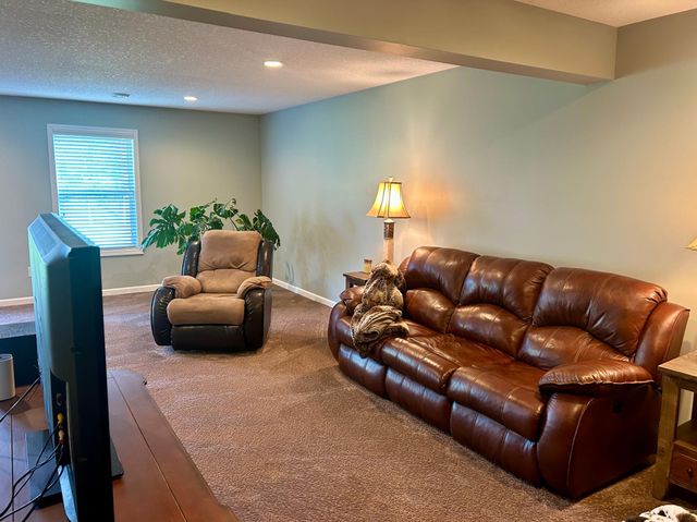 5076 151st Street W, Apple Valley, MN 55124