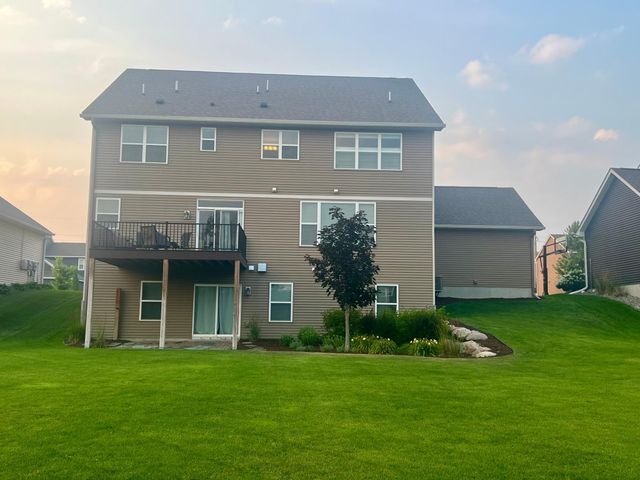 5076 151st Street W, Apple Valley, MN 55124