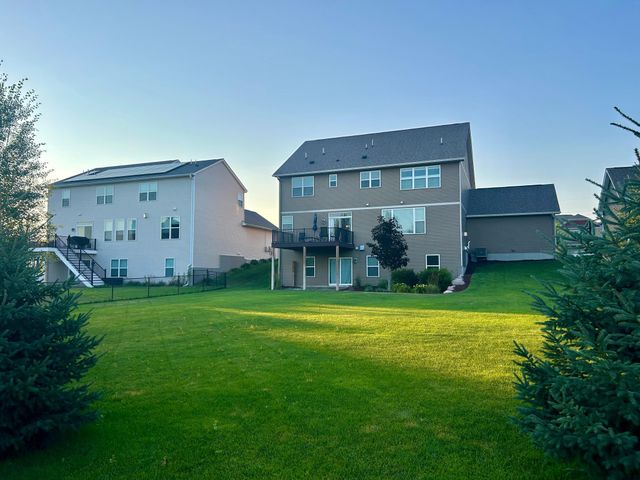5076 151st Street W, Apple Valley, MN 55124