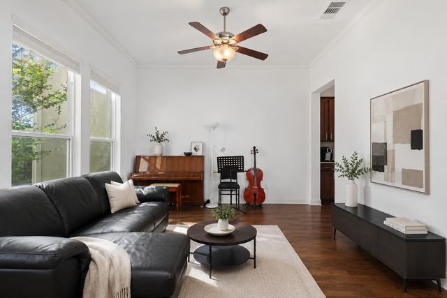 11613 Lake Stone DR 70, Austin, TX 78738