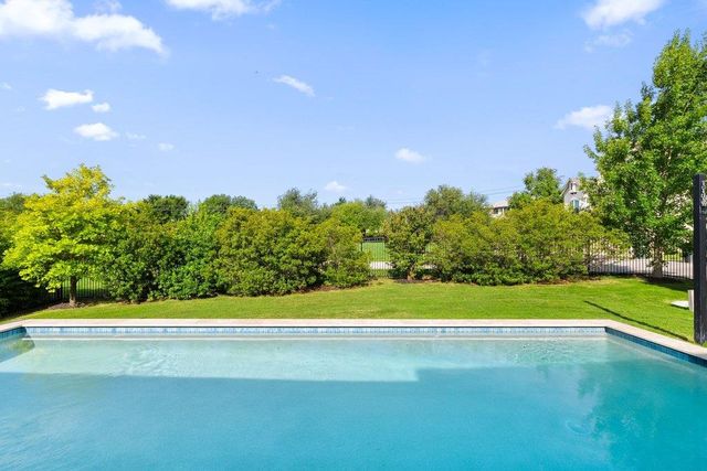 11613 Lake Stone DR 70, Austin, TX 78738