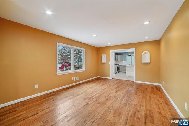 255 Westminster Place, Lodi, NJ 07644