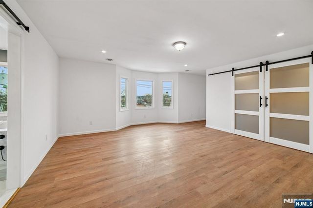 255 Westminster Place, Lodi, NJ 07644