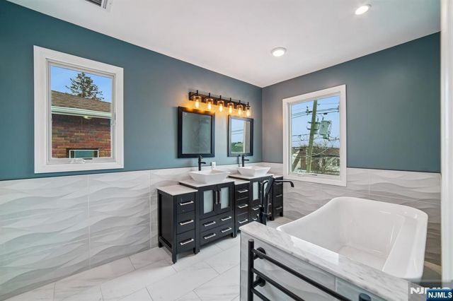 255 Westminster Place, Lodi, NJ 07644