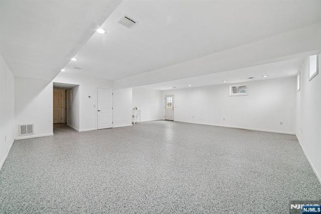 255 Westminster Place, Lodi, NJ 07644