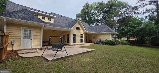 304 Pembroke Court, Mcdonough, GA 30252