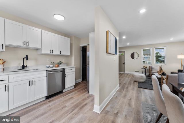 5600 WHITE AVE, Baltimore, MD 21206