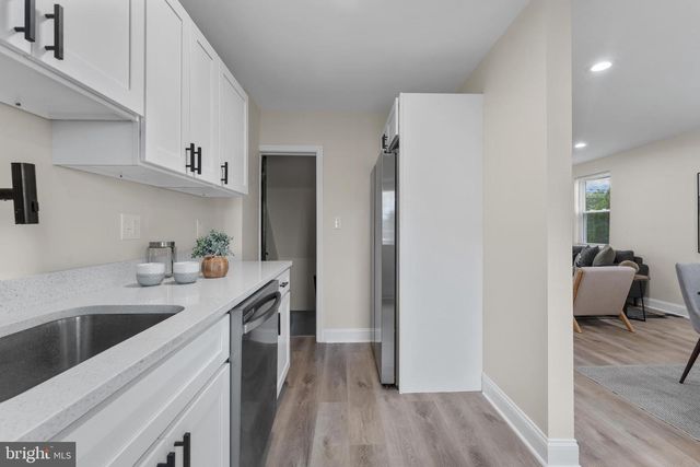 5600 WHITE AVE, Baltimore, MD 21206