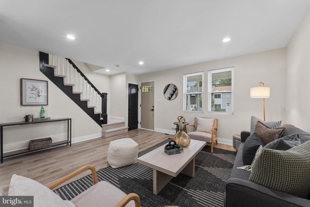 5600 WHITE AVE, Baltimore, MD 21206