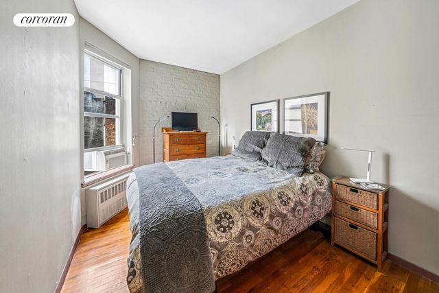 324 E 50th St Apt 6C, New York City, NY 10022