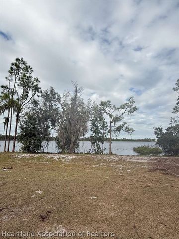 4060 Camp Shore Drive, Sebring, FL 33875