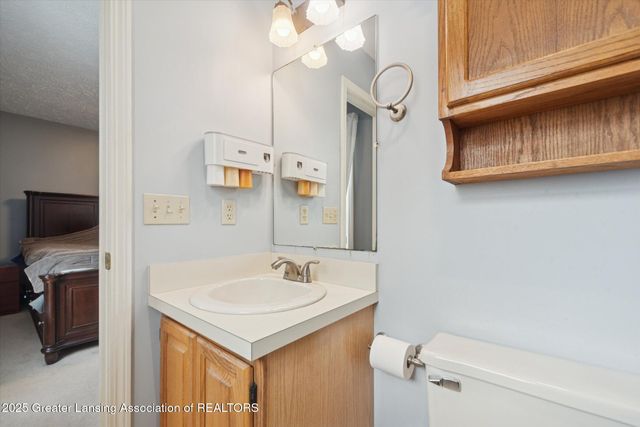 5125 E Clark Road, Bath, MI 48808