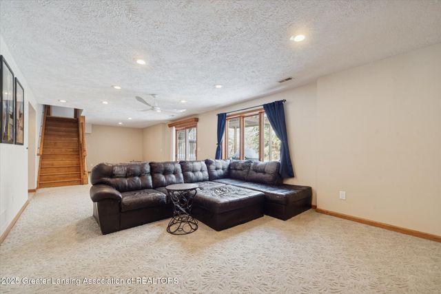 5125 E Clark Road, Bath, MI 48808