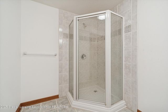 5125 E Clark Road, Bath, MI 48808