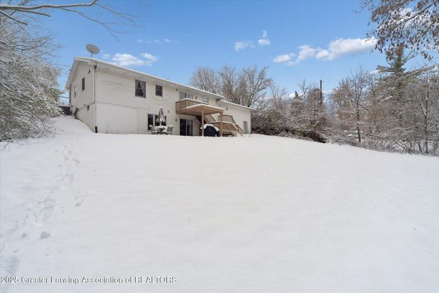 5125 E Clark Road, Bath, MI 48808