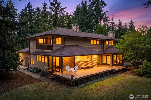 5201 SW 318th Court, Federal Way, WA 98023