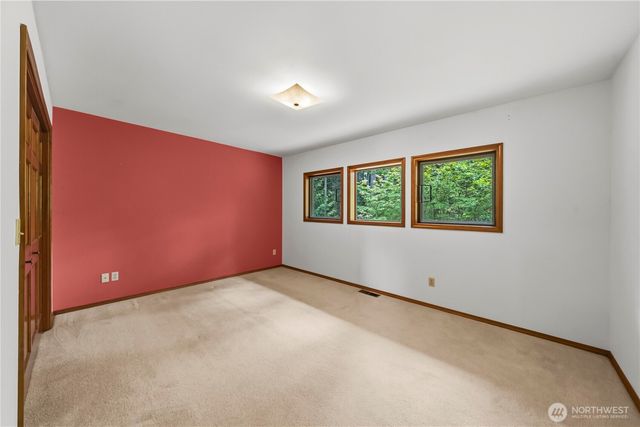5201 SW 318th Court, Federal Way, WA 98023