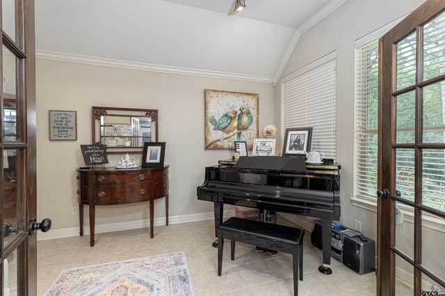 1604 CIMMARRON TRL, Tyler, TX 75703