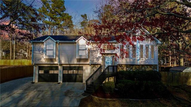 65 Hinton Court, Dacula, GA 30019