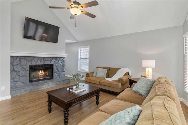 65 Hinton Court, Dacula, GA 30019