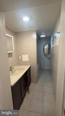 2636 EMERALD ST, Philadelphia, PA 19125