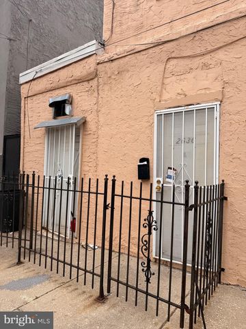 2636 EMERALD ST, Philadelphia, PA 19125