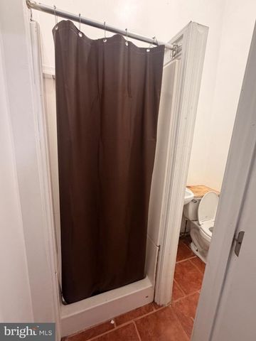 2636 EMERALD ST, Philadelphia, PA 19125