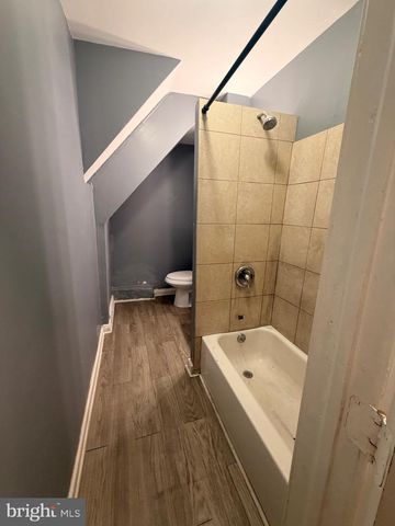 2636 EMERALD ST, Philadelphia, PA 19125