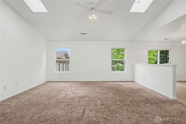 1562 Farrington Drive, Kettering, OH 45420