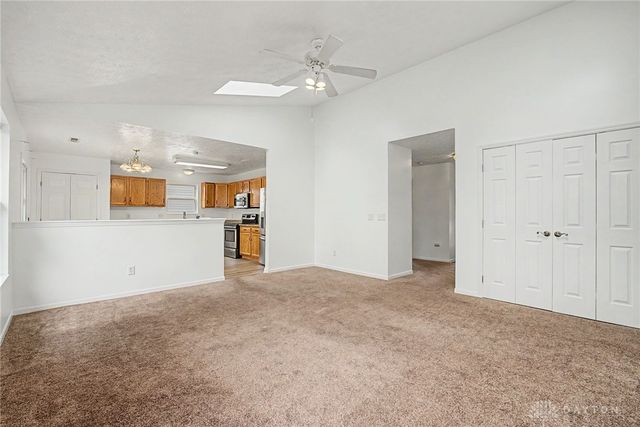 1562 Farrington Drive, Kettering, OH 45420