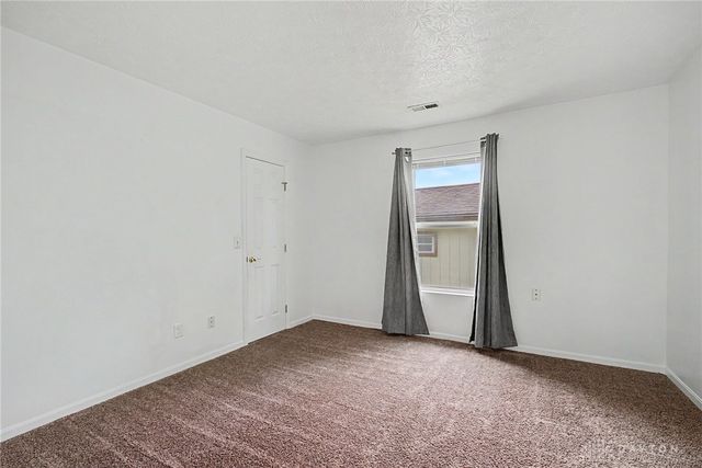 1562 Farrington Drive, Kettering, OH 45420