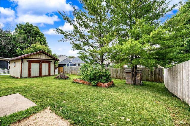 1562 Farrington Drive, Kettering, OH 45420