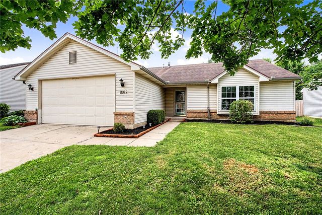 1562 Farrington Drive, Kettering, OH 45420