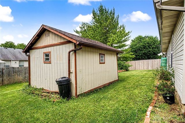 1562 Farrington Drive, Kettering, OH 45420