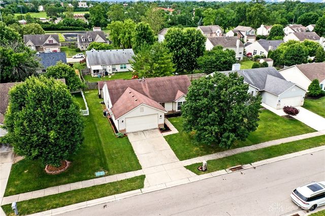 1562 Farrington Drive, Kettering, OH 45420