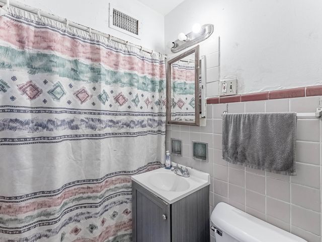 3847 Euclid Avenue, Berwyn, IL 60402