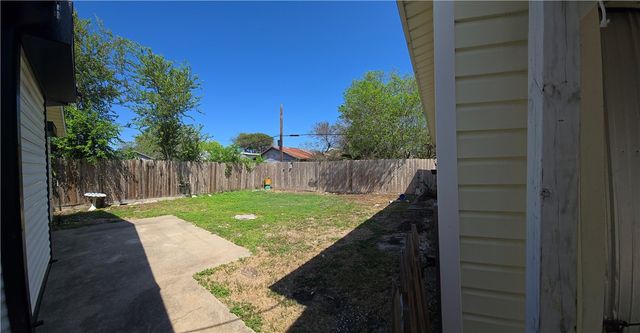 1318 7th St, Corpus Christi, TX 78404