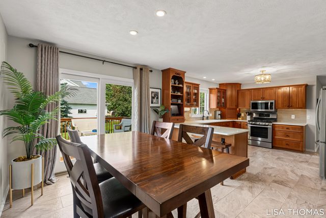 2311 Old Dominion Court SE, Kentwood, MI 49508