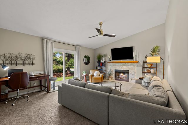 2311 Old Dominion Court SE, Kentwood, MI 49508