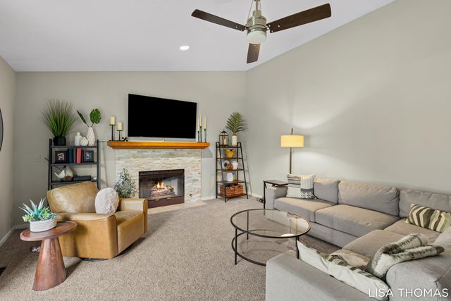 2311 Old Dominion Court SE, Kentwood, MI 49508