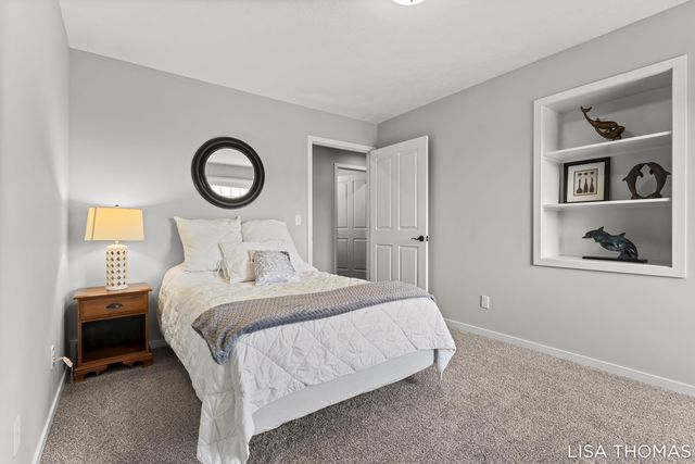2311 Old Dominion Court SE, Kentwood, MI 49508