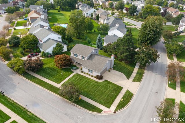 2311 Old Dominion Court SE, Kentwood, MI 49508
