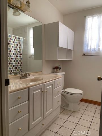 14412 Collins, Sherman Oaks, CA 91401