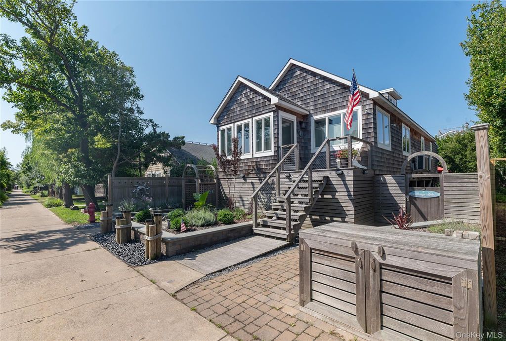 306 Wilmot Road, Ocean Beach, NY 11770 — photo 2