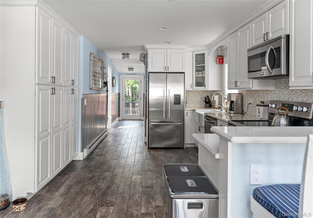 306 Wilmot Road, Ocean Beach, NY 11770 — photo 3