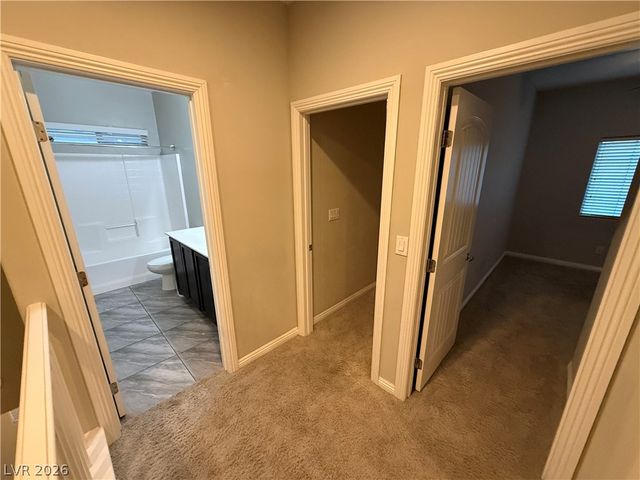 6867 Dragonfly Rock Street, Las Vegas, NV 89148