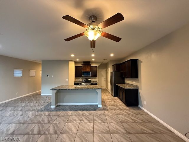 6867 Dragonfly Rock Street, Las Vegas, NV 89148